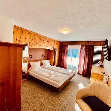 Hotel Old Jnn Klosters Exteriör bild