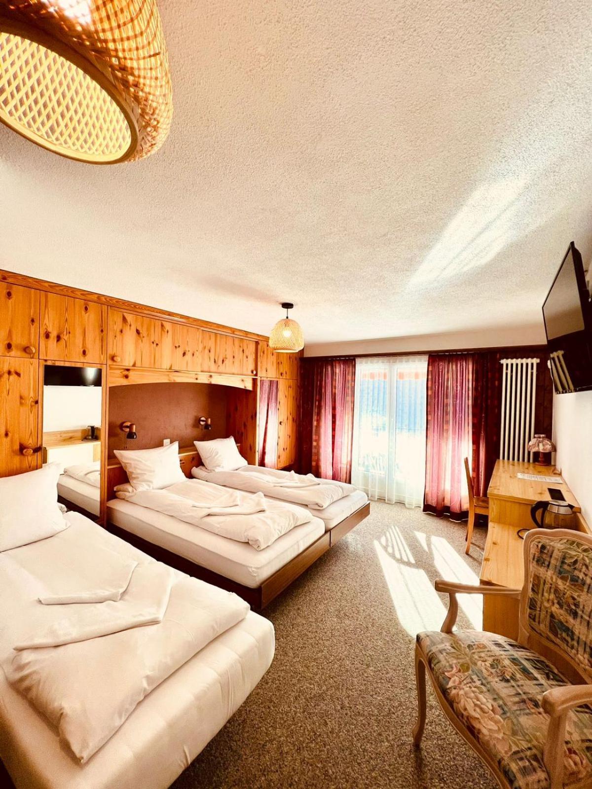 Hotel Old Jnn Klosters Exteriör bild